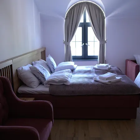 Za Jeziorem 招待所