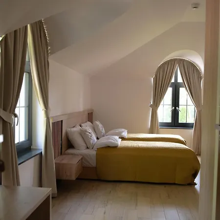 招待所 Za Jeziorem Sztum