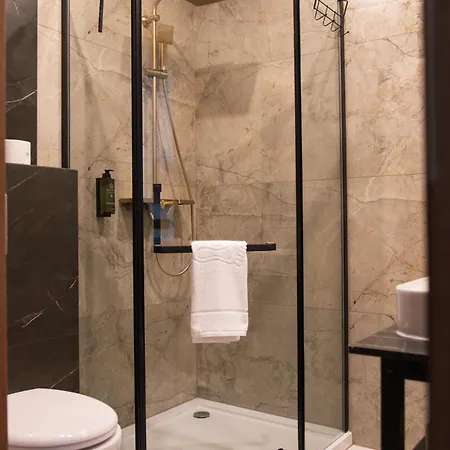 Za Jeziorem 招待所 Sztum