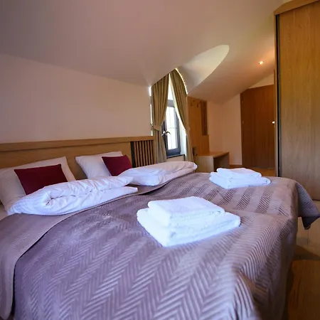 招待所 Za Jeziorem