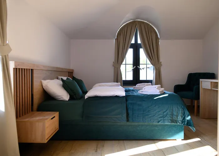 Za Jeziorem 3* Sztum